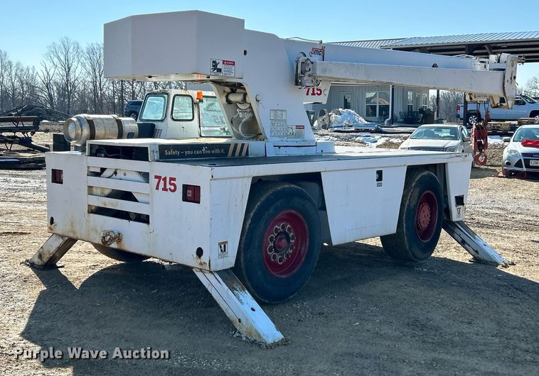 image for item EK4102 1993 Broderson IC-200-2B crane