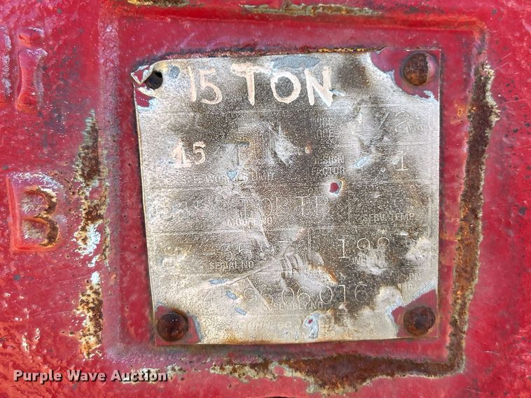 image for item EK4102 1993 Broderson IC-200-2B crane