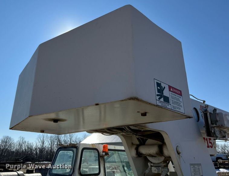 image for item EK4102 1993 Broderson IC-200-2B crane