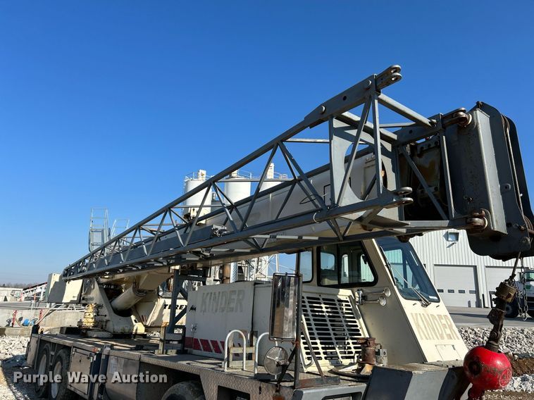 image for item EK4103 1998 Terex T340 crane