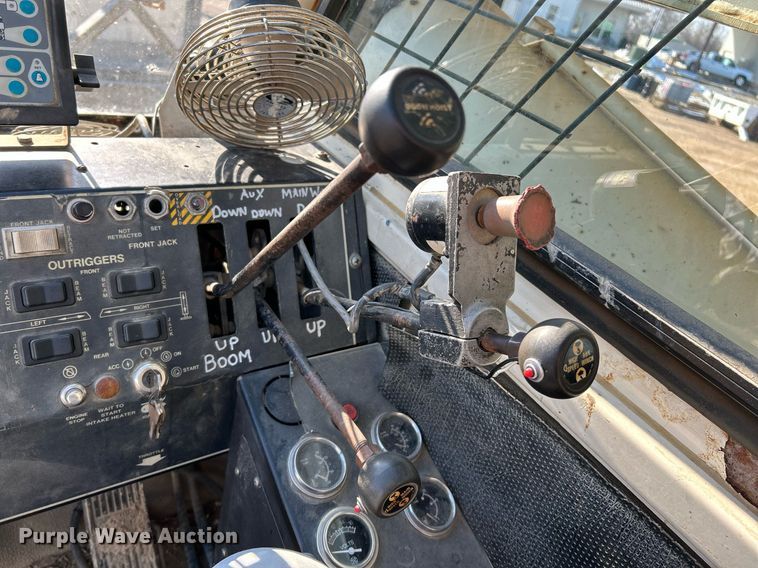 image for item EK4103 1998 Terex T340 crane