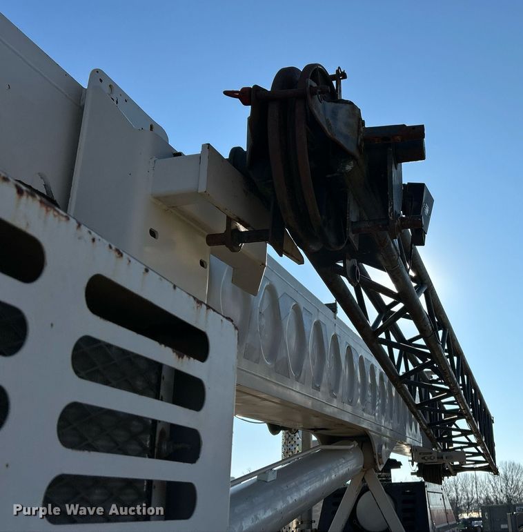 image for item EK4104 1994 Link-Belt  HTC-830 crane