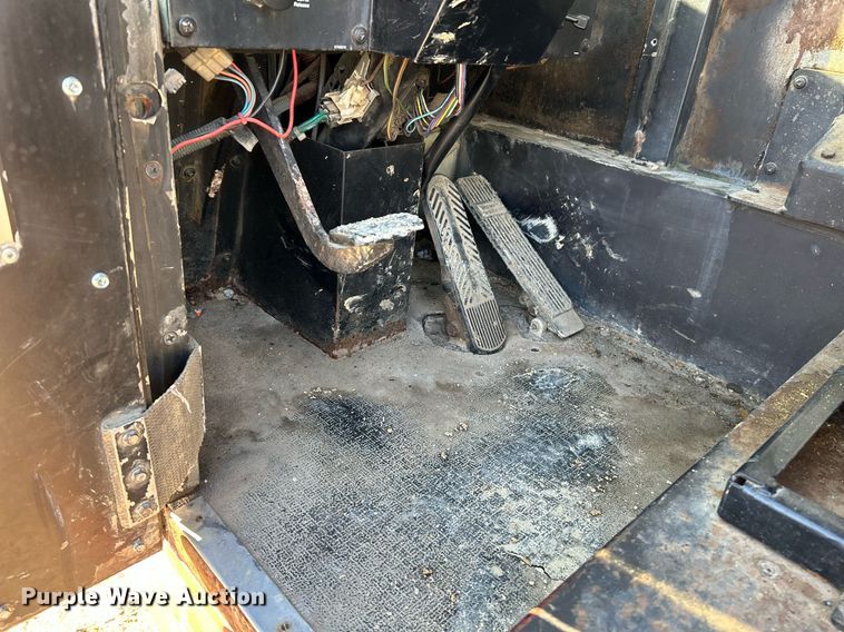 image for item EK4104 1994 Link-Belt  HTC-830 crane