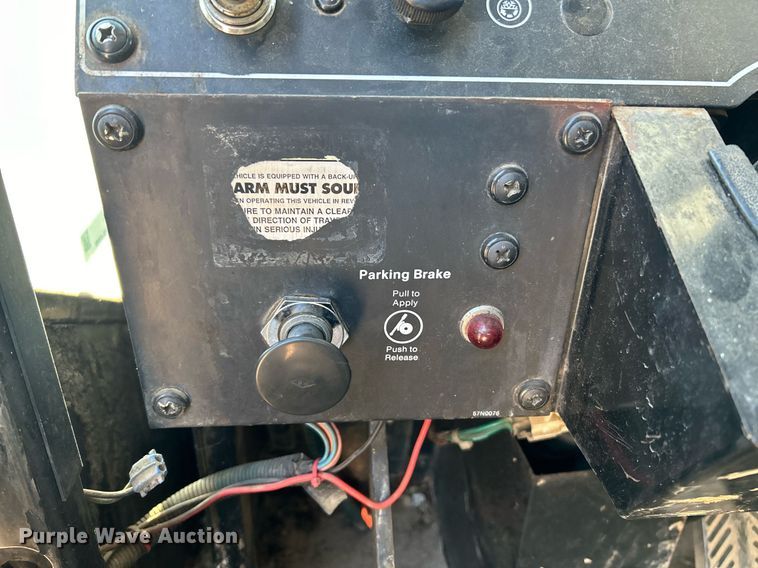 image for item EK4104 1994 Link-Belt  HTC-830 crane