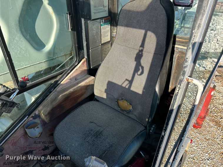 image for item EK4104 1994 Link-Belt  HTC-830 crane