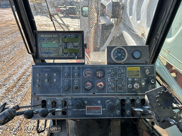 image for item EK4104 1994 Link-Belt  HTC-830 crane