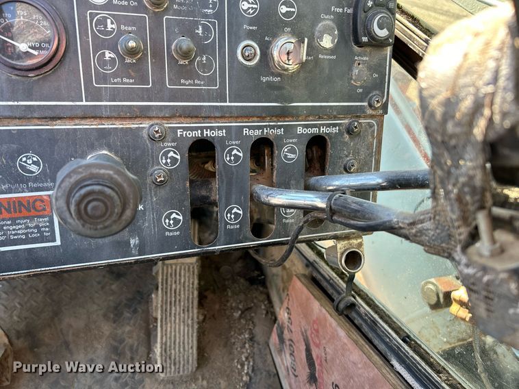 image for item EK4104 1994 Link-Belt  HTC-830 crane