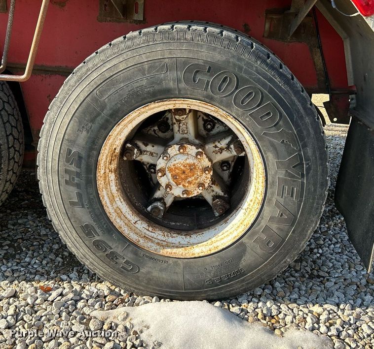 image for item EK4104 1994 Link-Belt  HTC-830 crane