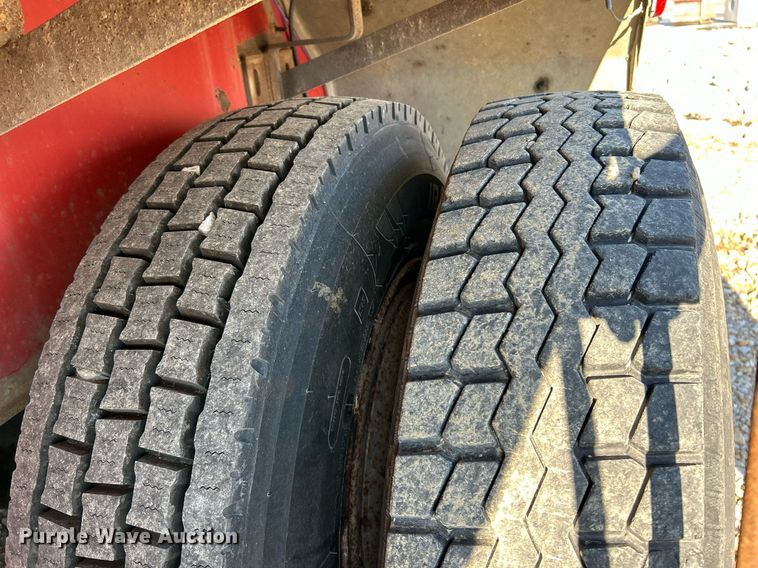 image for item EK4104 1994 Link-Belt  HTC-830 crane