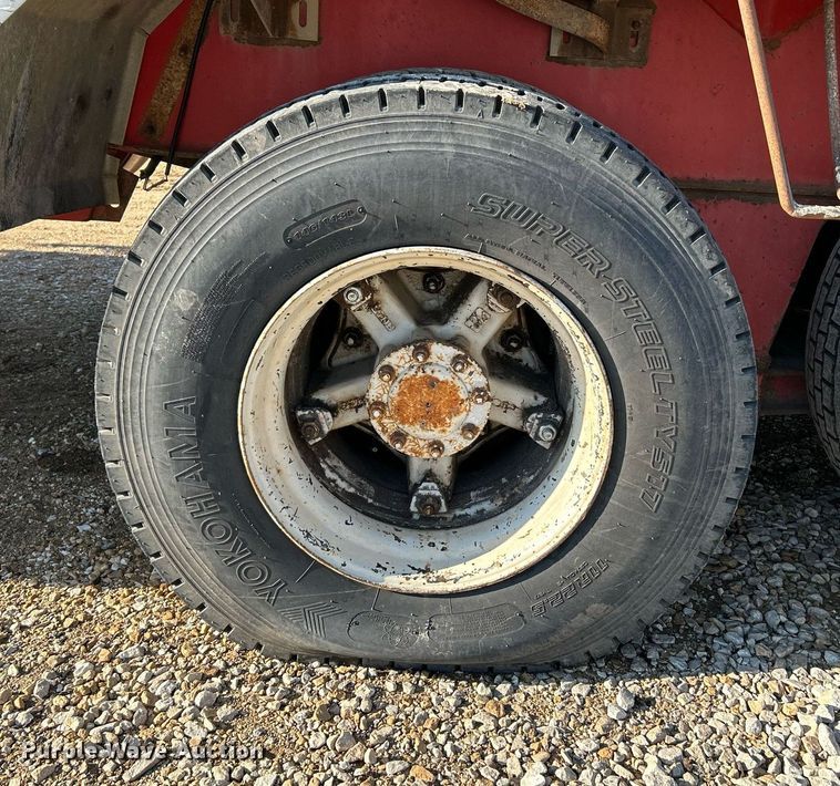 image for item EK4104 1994 Link-Belt  HTC-830 crane