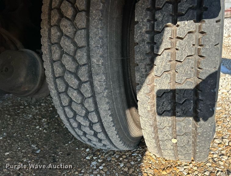 image for item EK4104 1994 Link-Belt  HTC-830 crane