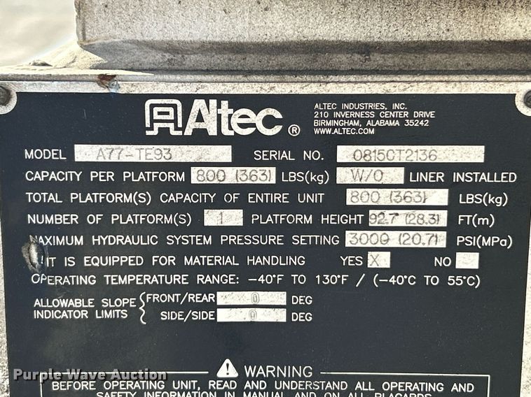 image for item EK4139 2016 International 7400 bucket truck