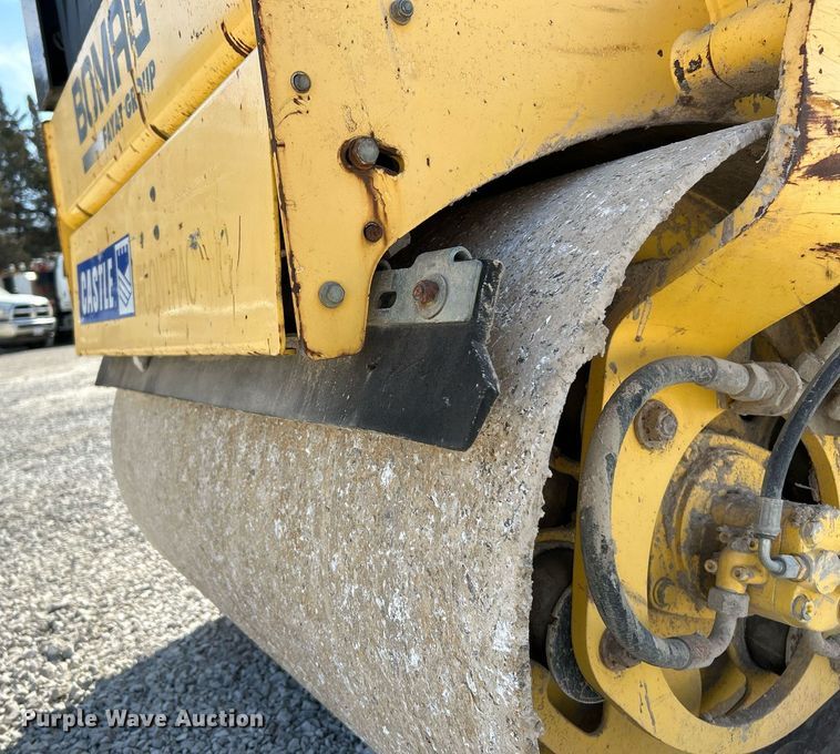 image for item EK4140 2007 Bomag BW120AD-4 double drum vibratory roller