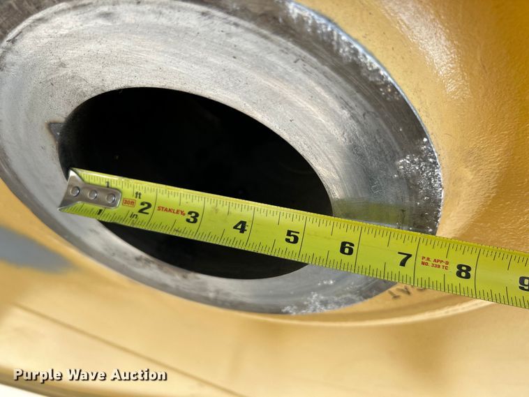 image for item EK4143 Caterpillar excavator stick