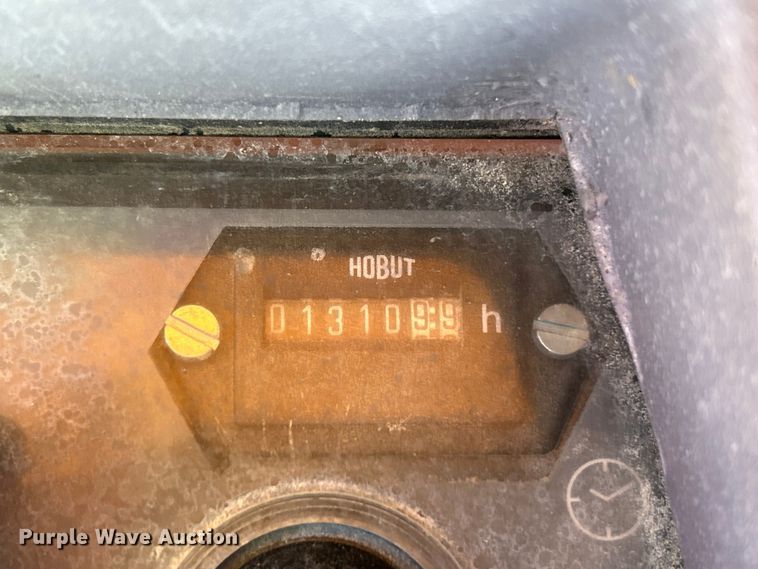 image for item EK4151 2016 Atlas Copco XAS 185 CD7 air compressor