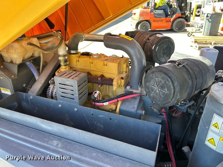 image for item EK4151 2016 Atlas Copco XAS 185 CD7 air compressor