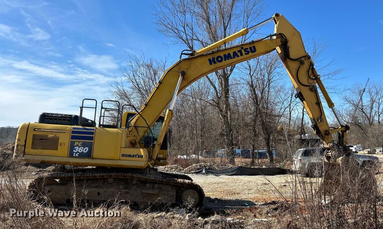 image for item EK4155 2011 Komatsu PC360LC-10 excavator