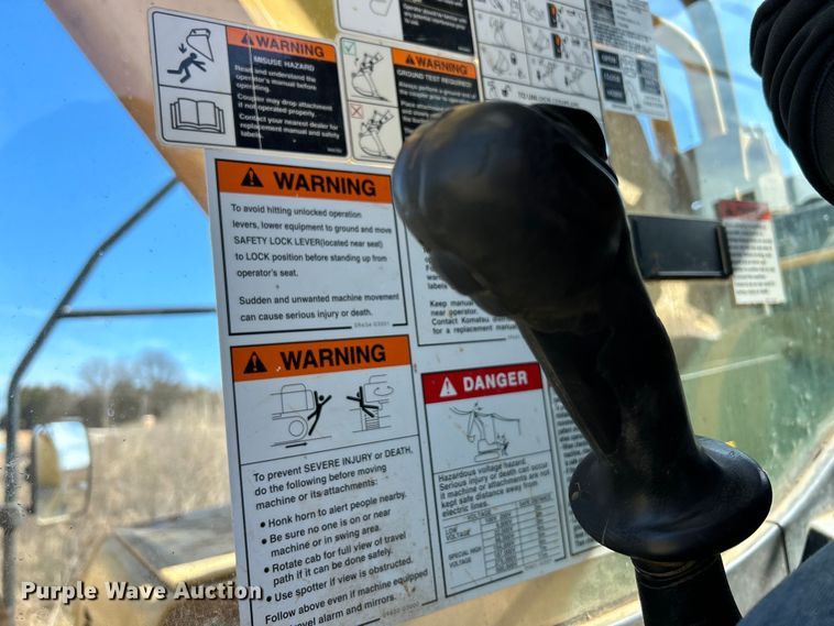 image for item EK4155 2011 Komatsu PC360LC-10 excavator