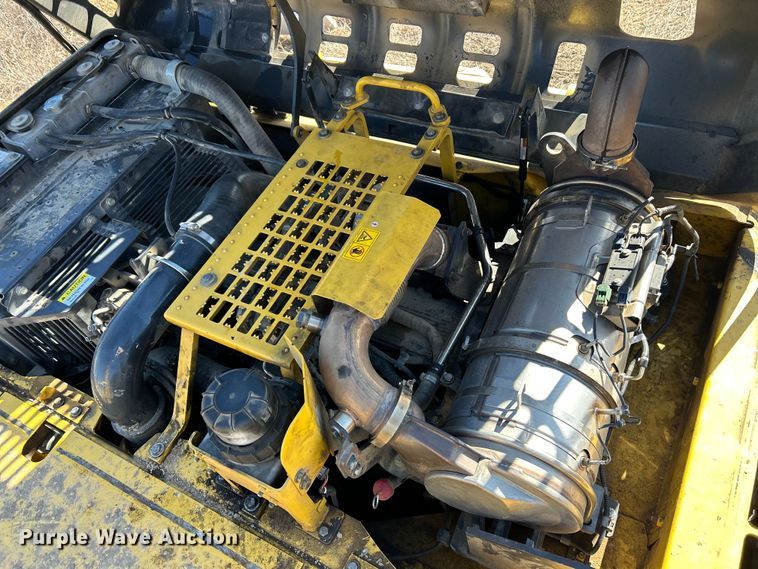 image for item EK4155 2011 Komatsu PC360LC-10 excavator
