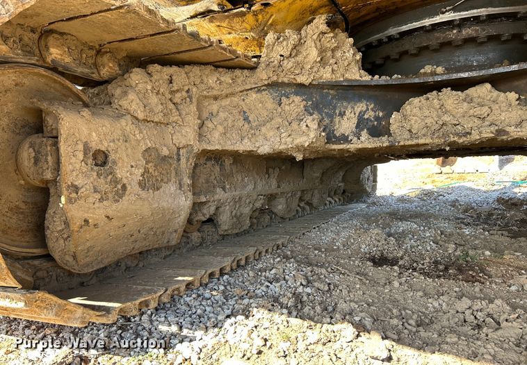 image for item EK4155 2011 Komatsu PC360LC-10 excavator