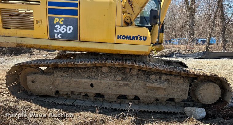 image for item EK4155 2011 Komatsu PC360LC-10 excavator