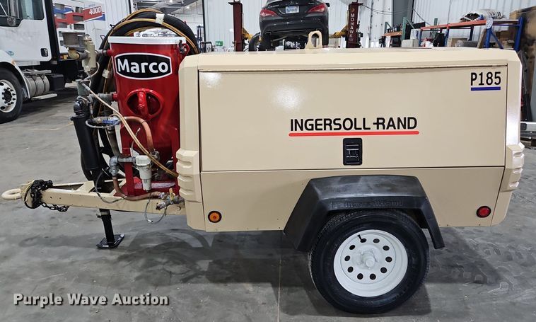 image for item IB9569 2007 Ingersoll Rand P185 air compressor/ sandblaster