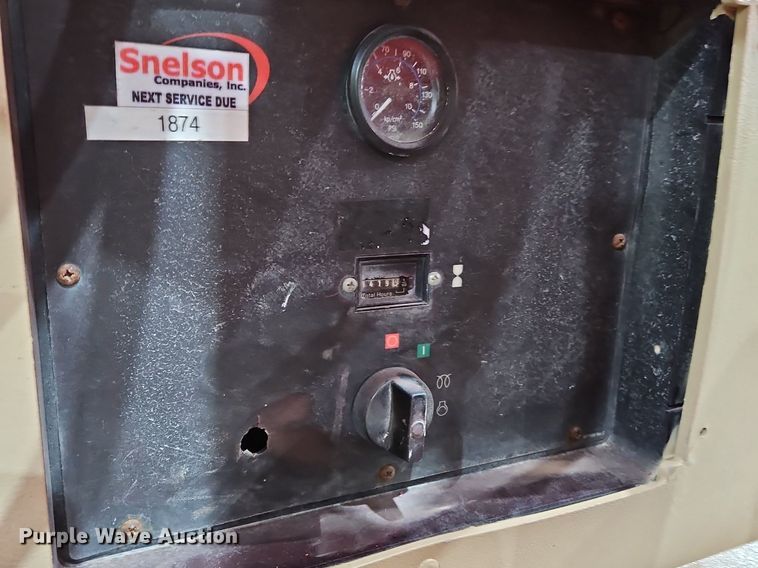 image for item IB9569 2007 Ingersoll Rand P185 air compressor/ sandblaster