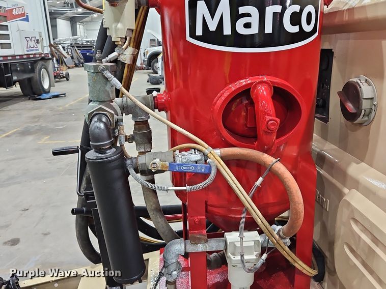 image for item IB9569 2007 Ingersoll Rand P185 air compressor/ sandblaster