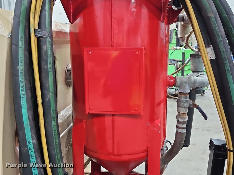 image for item IB9569 2007 Ingersoll Rand P185 air compressor/ sandblaster