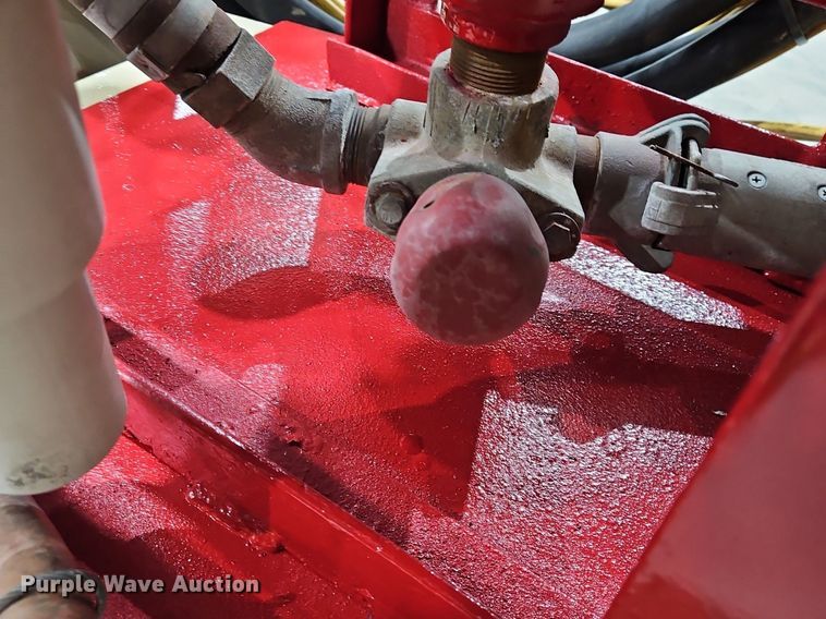 image for item IB9569 2007 Ingersoll Rand P185 air compressor/ sandblaster