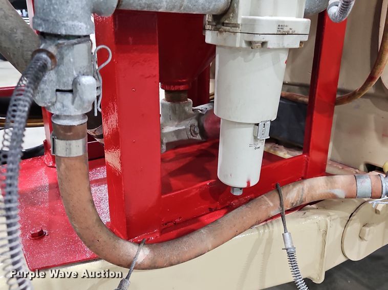 image for item IB9569 2007 Ingersoll Rand P185 air compressor/ sandblaster