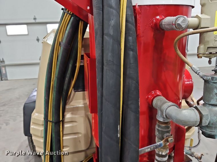 image for item IB9569 2007 Ingersoll Rand P185 air compressor/ sandblaster