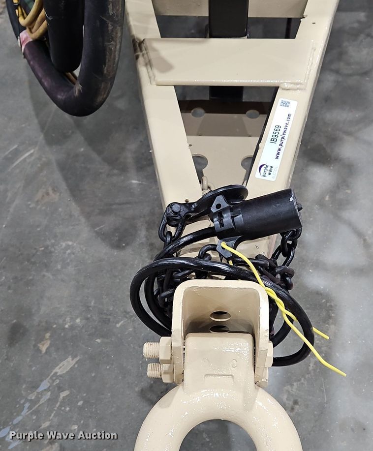 image for item IB9569 2007 Ingersoll Rand P185 air compressor/ sandblaster