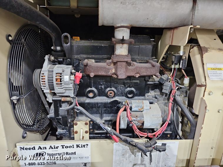 image for item IB9569 2007 Ingersoll Rand P185 air compressor/ sandblaster