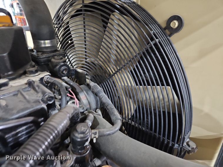 image for item IB9569 2007 Ingersoll Rand P185 air compressor/ sandblaster