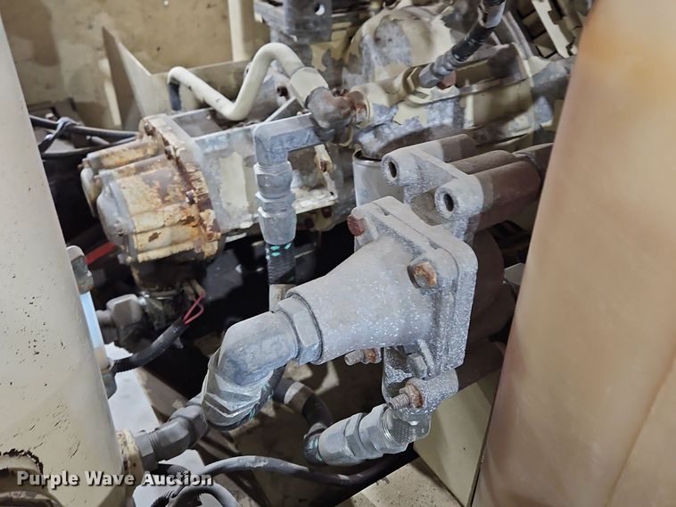 image for item IB9569 2007 Ingersoll Rand P185 air compressor/ sandblaster