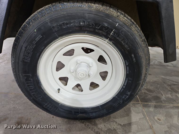 image for item IB9569 2007 Ingersoll Rand P185 air compressor/ sandblaster