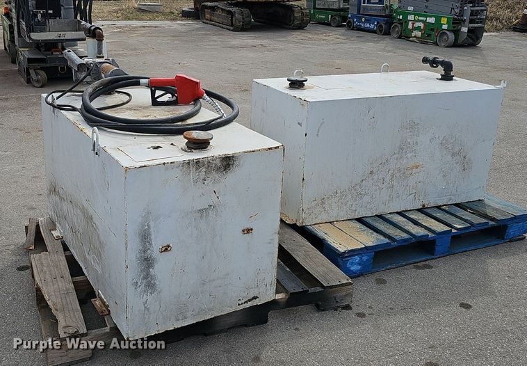 image for item IO9859 (2) fuel tanks