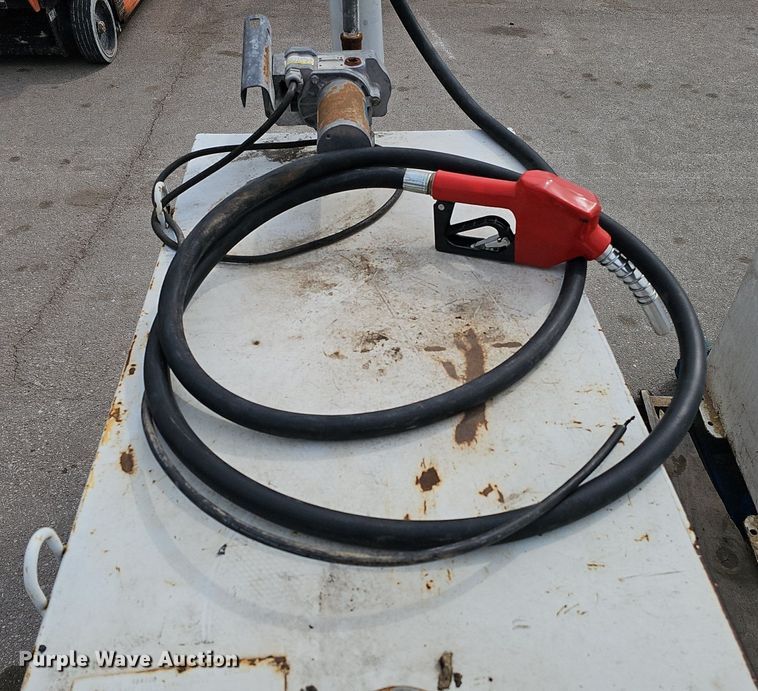 image for item IO9859 (2) fuel tanks