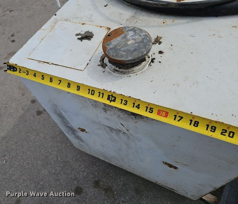 image for item IO9859 (2) fuel tanks