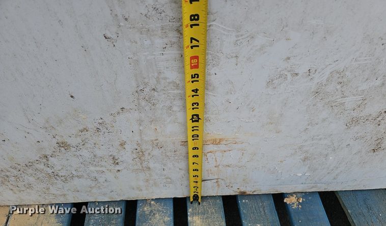 image for item IO9859 (2) fuel tanks