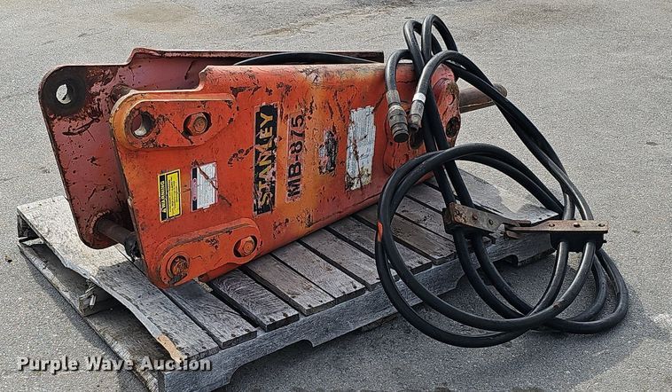 image for item IO9861 Stanley MB-875 breaker