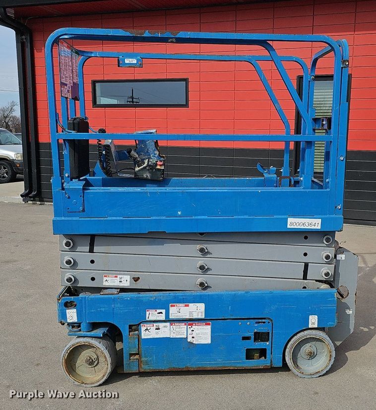 image for item IO9862 Genie 1930 scissor lift