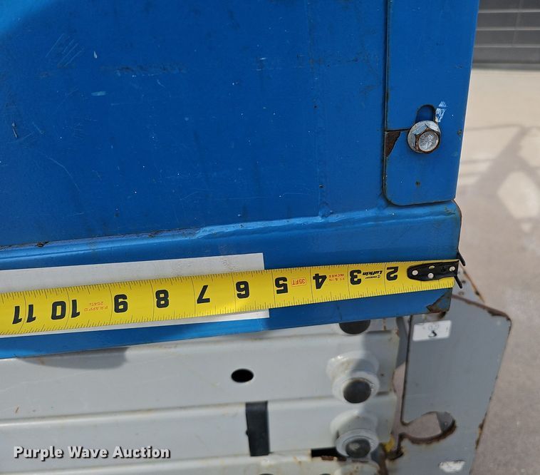 image for item IO9862 Genie 1930 scissor lift