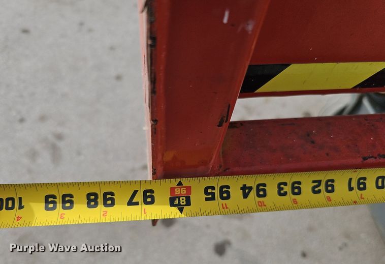 image for item IO9863 2017 Skyjack SJIII 3219 scissor lift