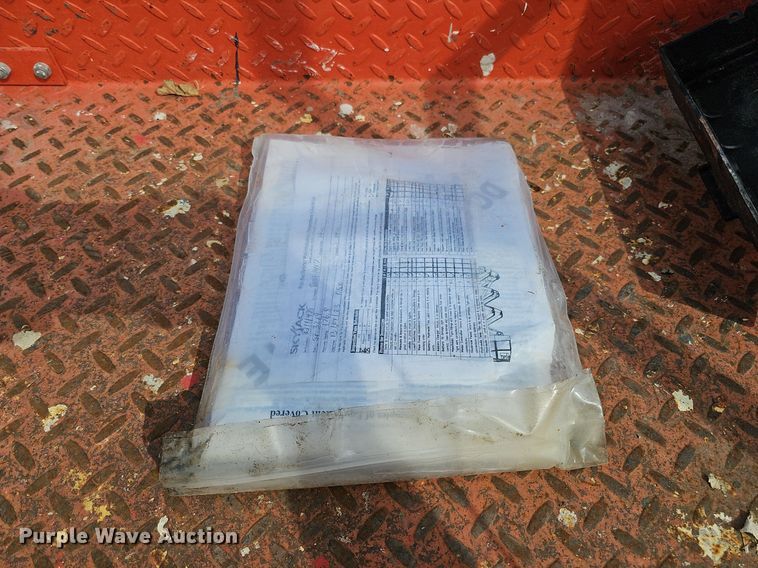 image for item IO9863 2017 Skyjack SJIII 3219 scissor lift