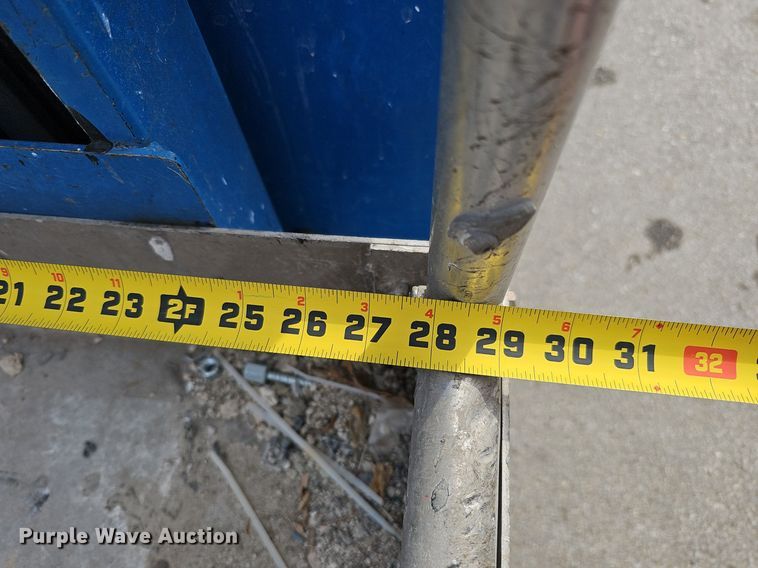 image for item IO9864 2016 Genie GR-20 vertical lift