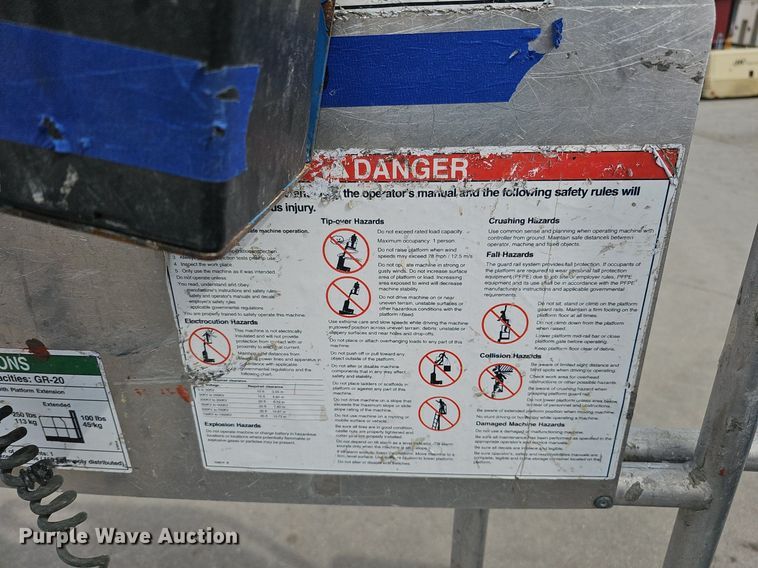 image for item IO9864 2016 Genie GR-20 vertical lift