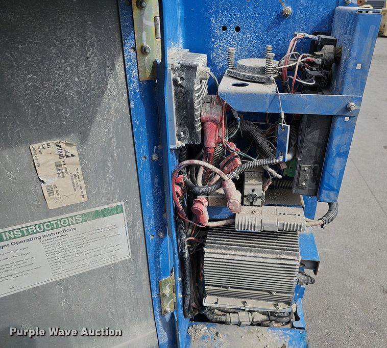 image for item IO9864 2016 Genie GR-20 vertical lift