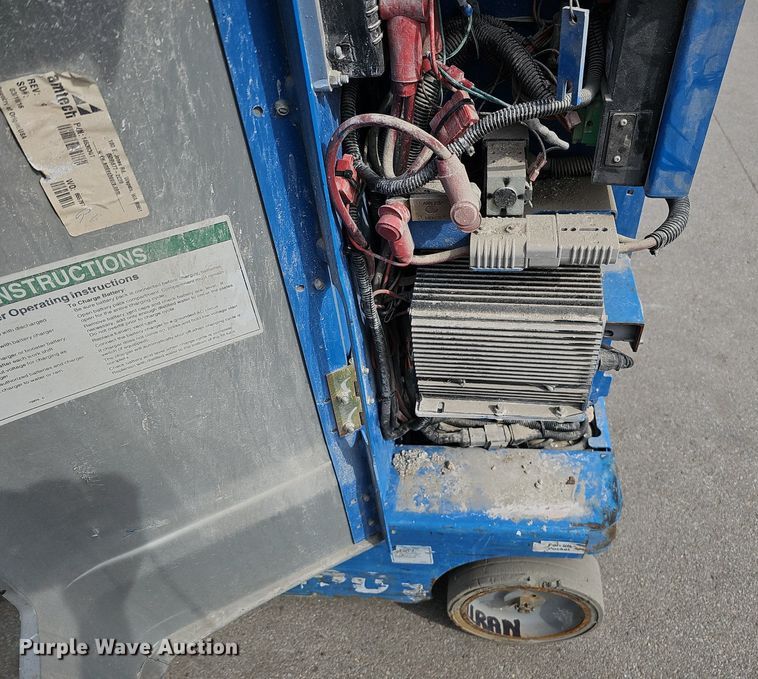 image for item IO9864 2016 Genie GR-20 vertical lift